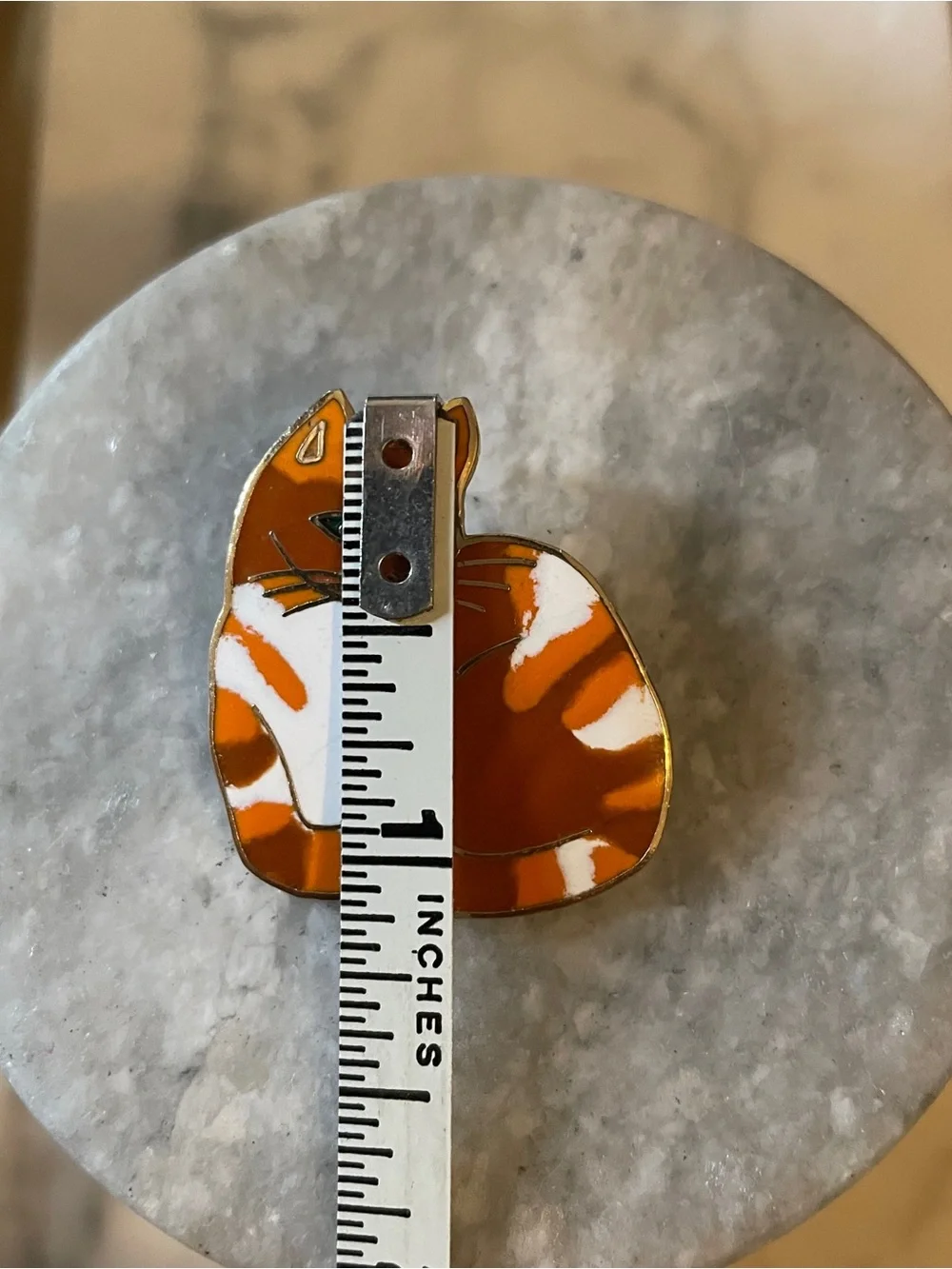 VTG Signed MEOW Copyright Cat Brooch Pin Orange White Tabby 1” Wide